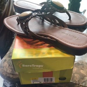 Bare traps sandals size 8